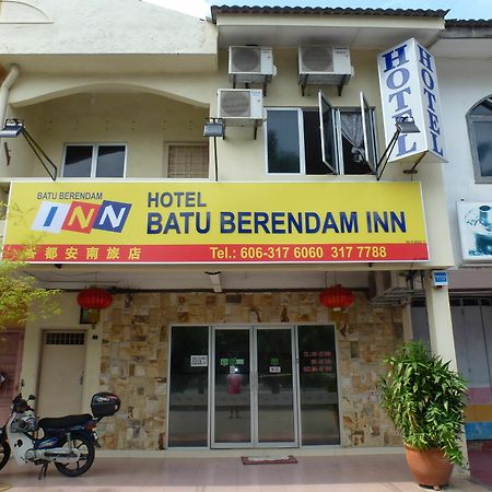 Batu Berendam Inn Kampong Sungai Putat Zewnętrze zdjęcie