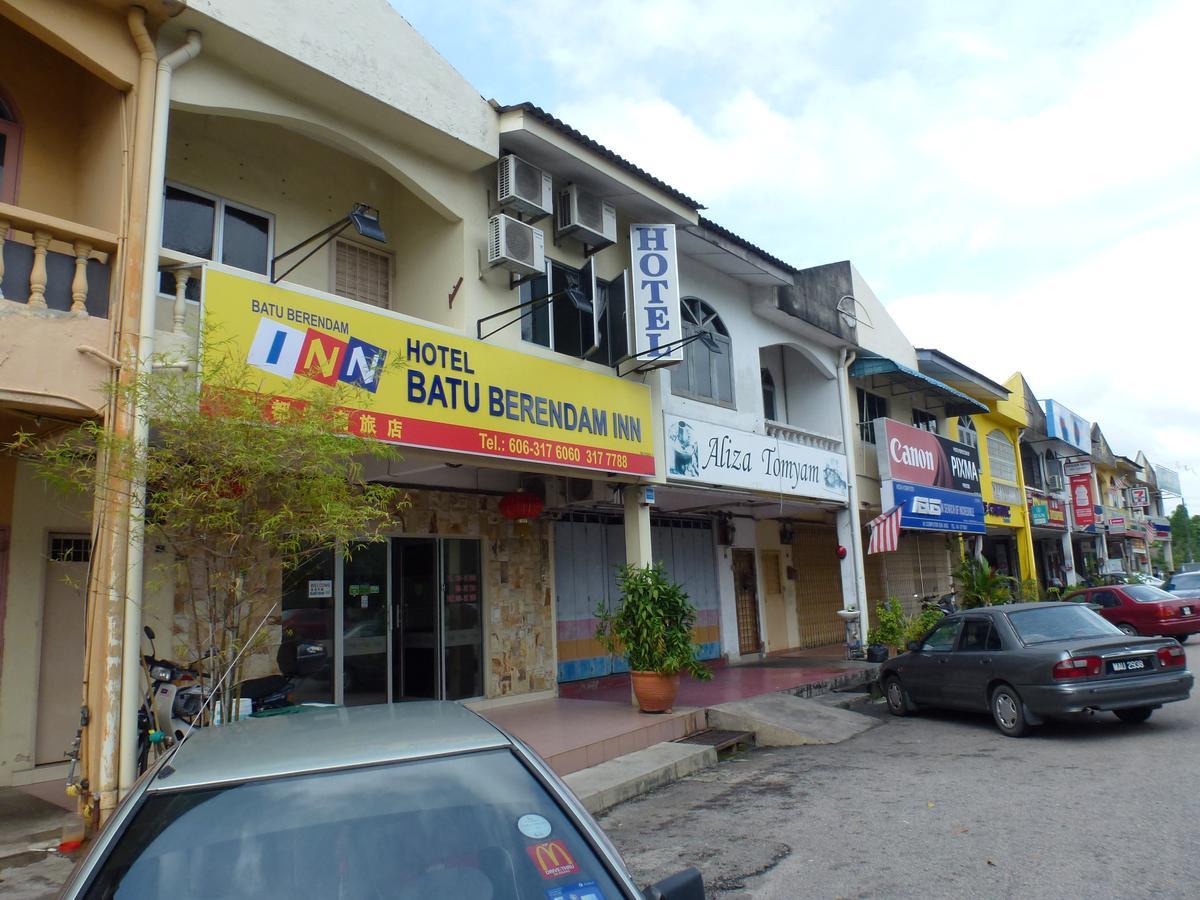 Batu Berendam Inn Kampong Sungai Putat Zewnętrze zdjęcie