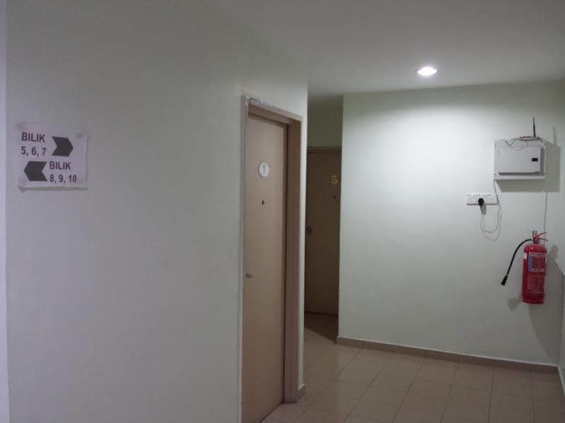 Batu Berendam Inn Kampong Sungai Putat Zewnętrze zdjęcie